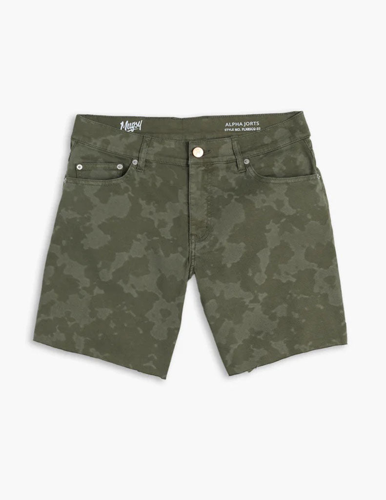 jorts aaannndddd camo!!! ;0  Mens summer outfits, Mens outfits
