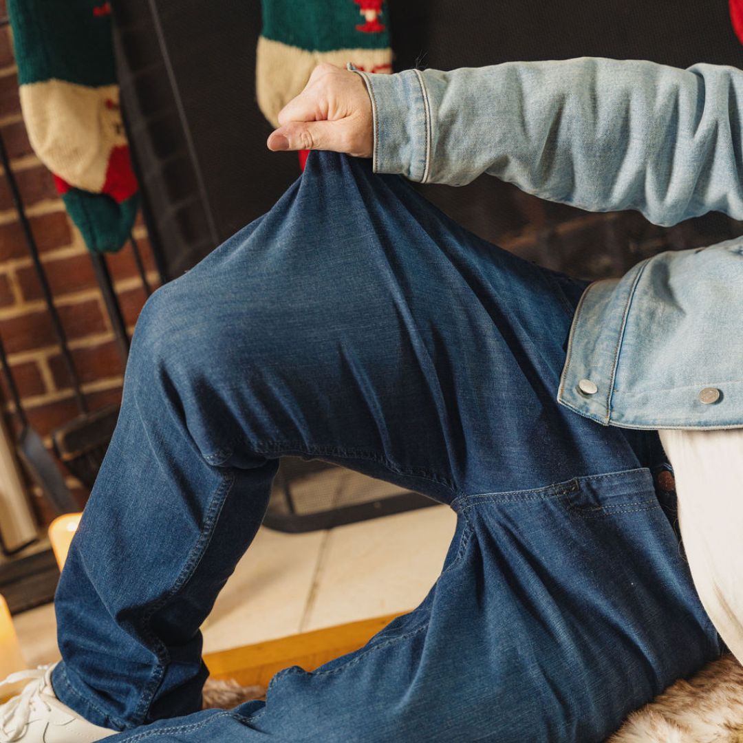 Dark Gray Breathable Stretch Jeans for Men | Mugsy