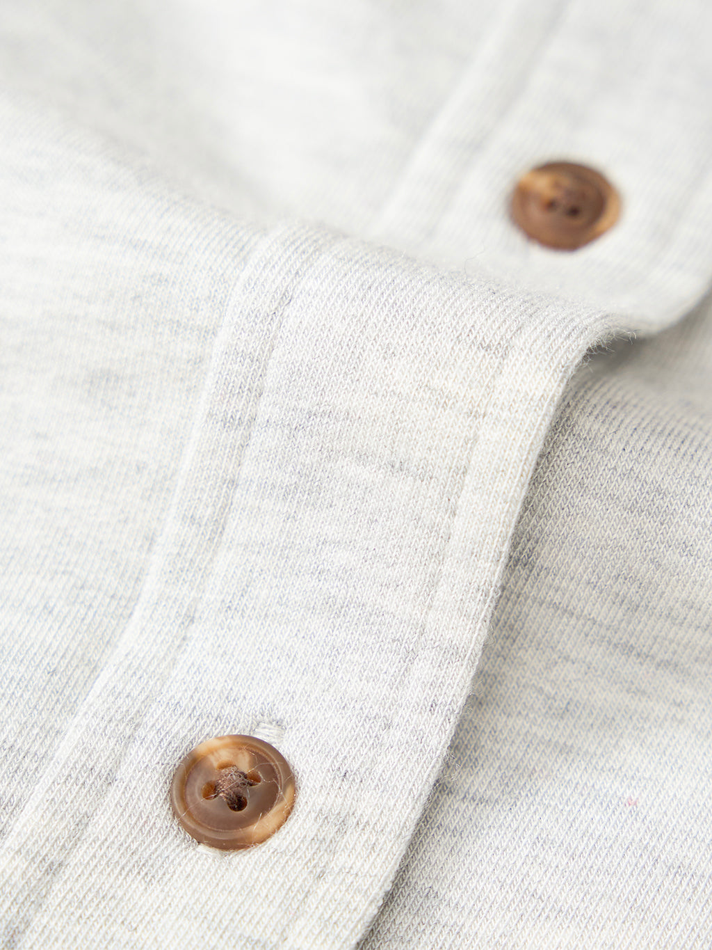 SMOKE CASHMERE BUTTON DOWN